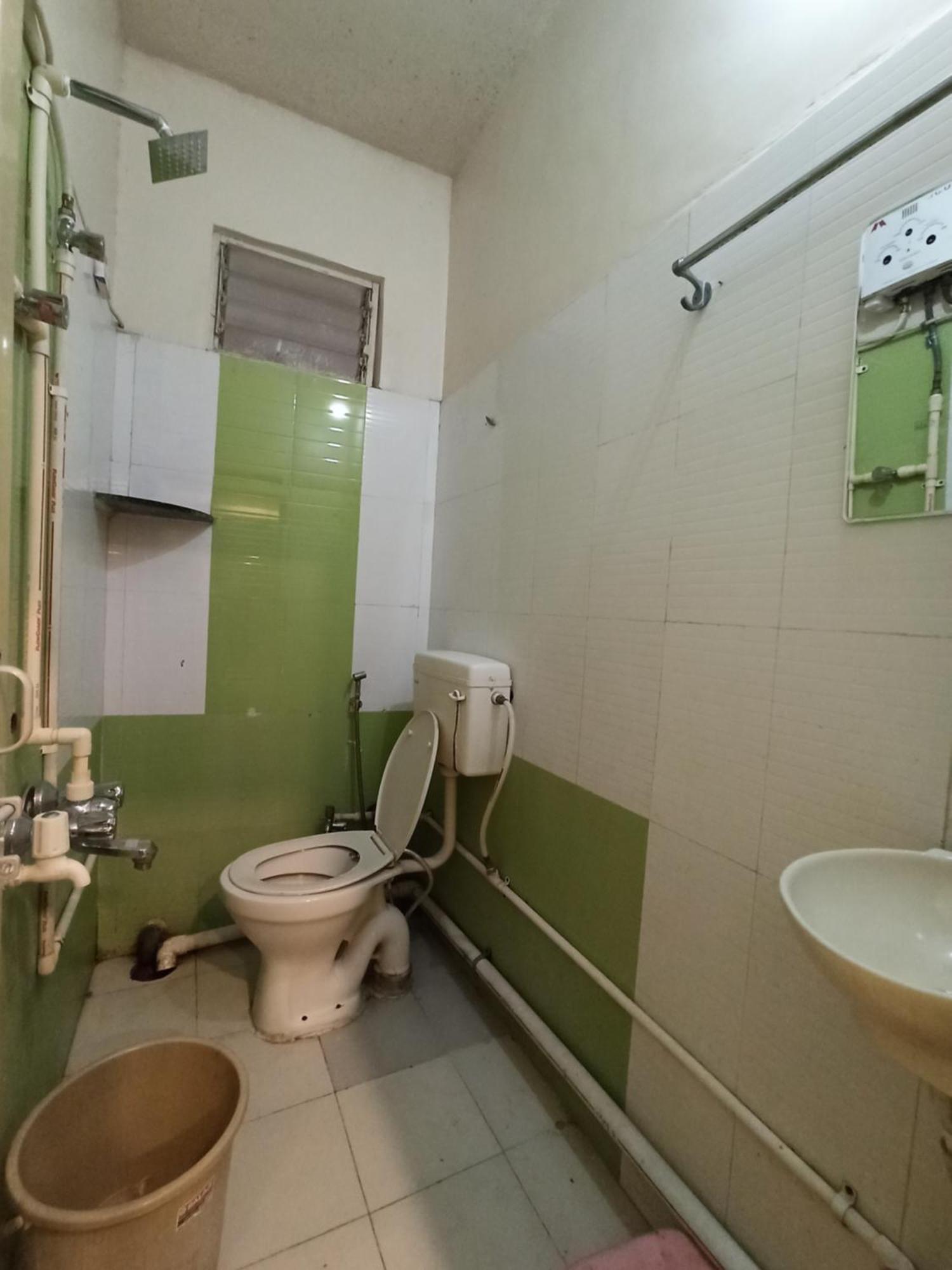 Malwade Motel Πούνε Εξωτερικό φωτογραφία
